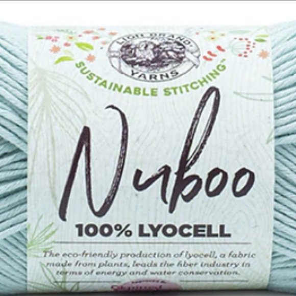 1 skein Lion Brand “Nuboo” worsted weight yarn 100% lyocell - Picture 1 of 5
